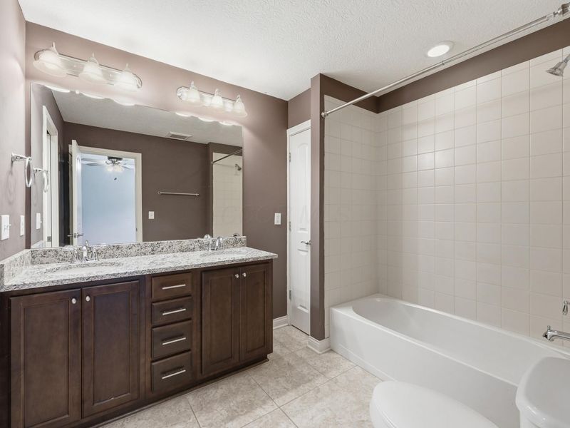 5097 Vitri Lane, Columbus, OH 43221 Photo 25