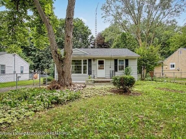 6342 Rosedale Road, Lansing, MI 48911