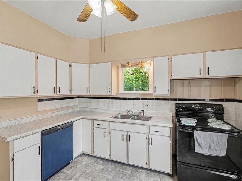 2404 Sherman Avenue, Middletown, OH 45044 Photo 6