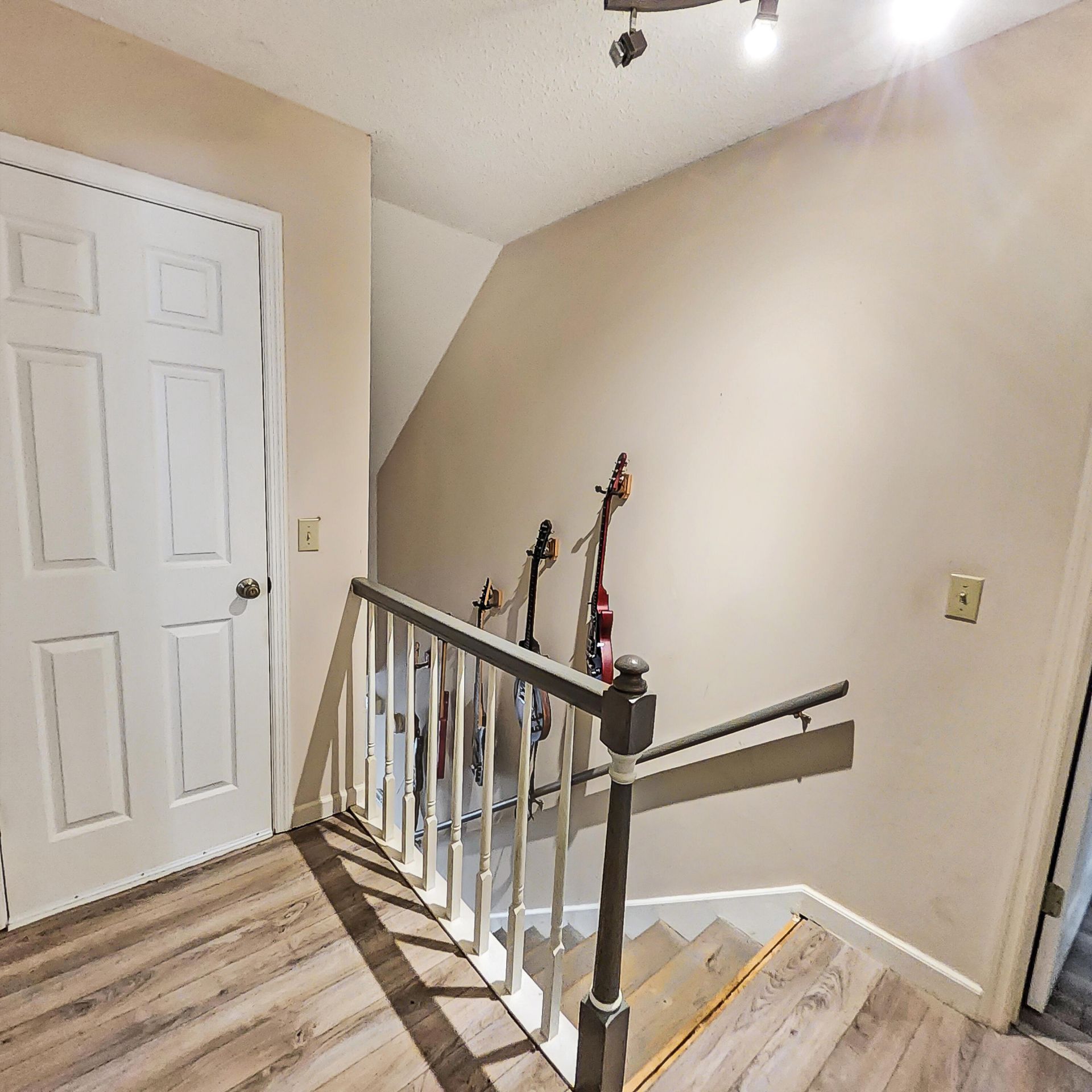 384 Suwanee Drive Photo 25
