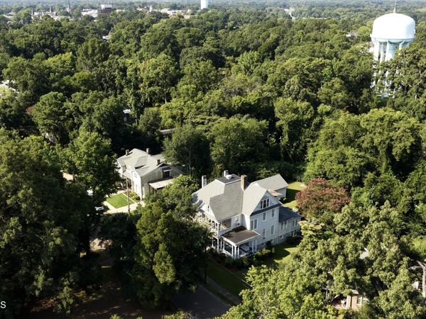 1001 10th Street N, Columbus, MS 39701
