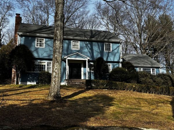 40 Pequot, Westport, CT 06880