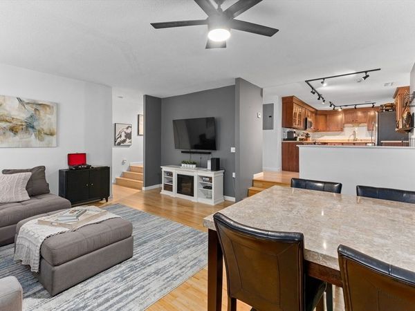 150 Rumford Ave, Unit 123, Mansfield, MA 02048