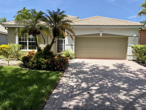 10519 Copper Lake Drive, Boynton Beach, FL 33437