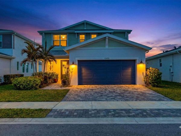 10696 SW ESTELLA Lane, Port St. Lucie, FL 34987