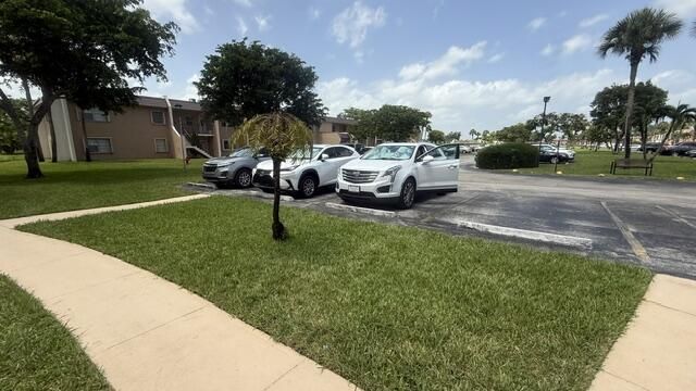 150 Lake Meryl Drive, Unit 145, West Palm Beach, FL 33411 Photo