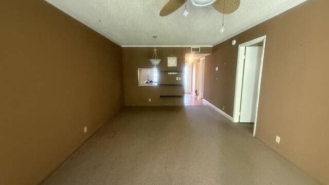 150 Lake Meryl Drive, Unit 145, West Palm Beach, FL 33411 Photo