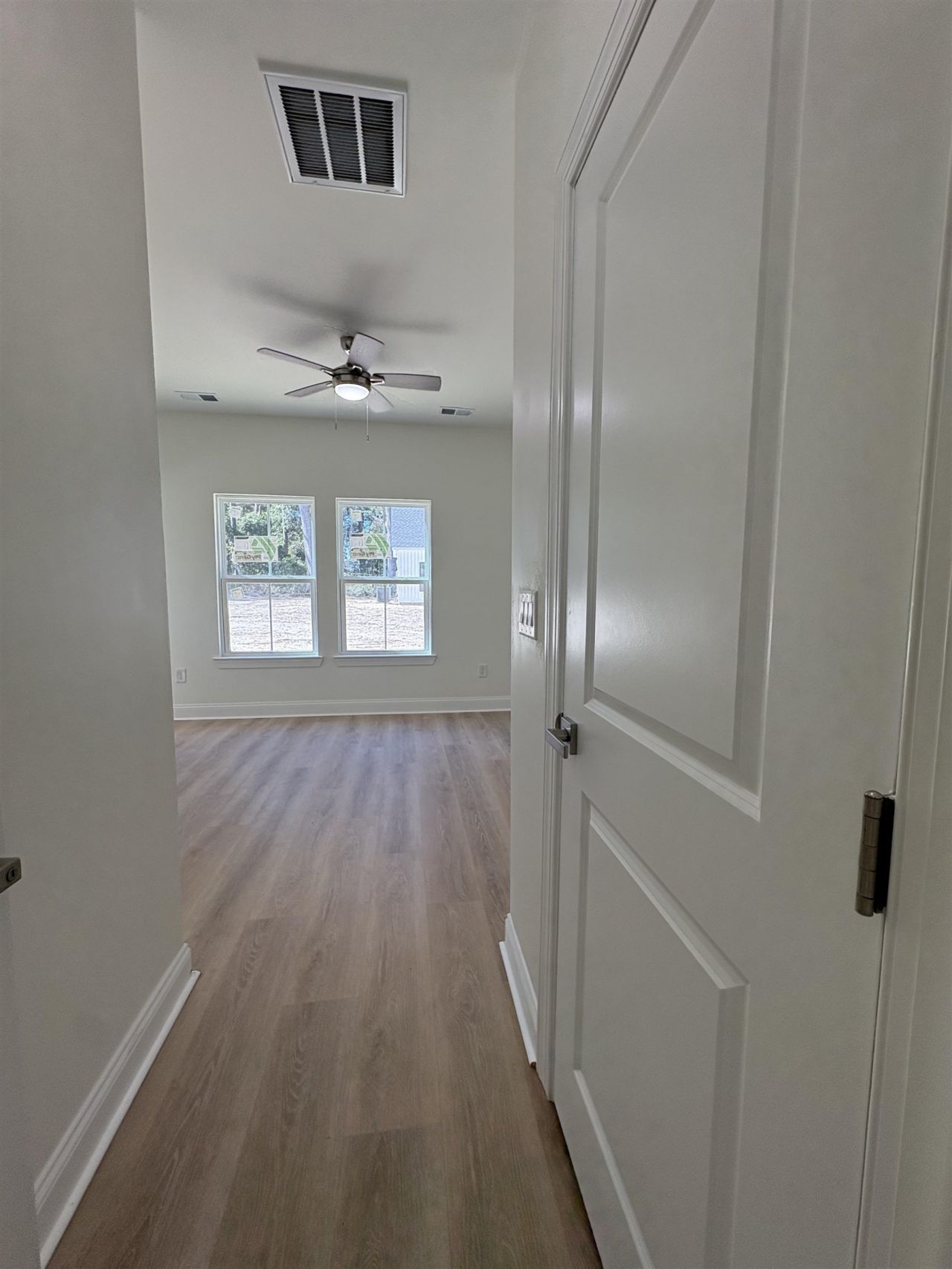 4340 Mineola Ave. Photo 10