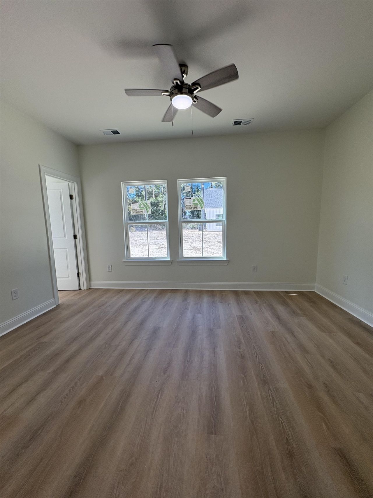4340 Mineola Ave. Photo 11