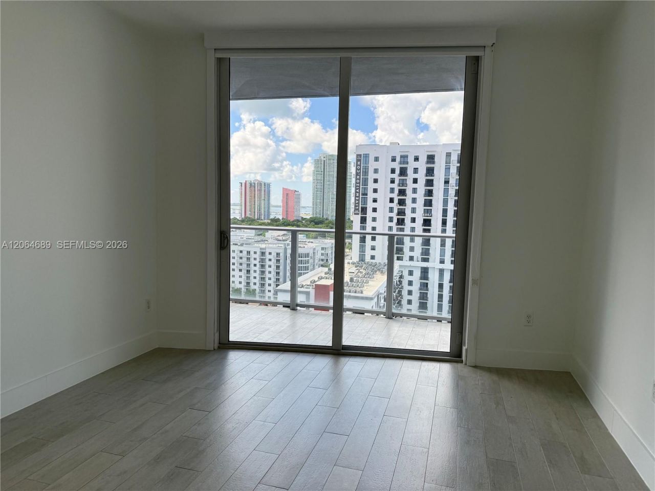 1010 SW 2nd Ave , Unit 1501, Miami, FL 33130 Photo