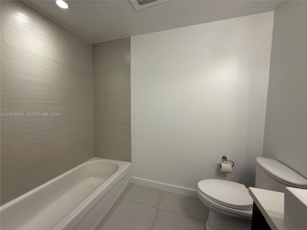 1010 SW 2nd Ave , Unit 1501, Miami, FL 33130 Photo