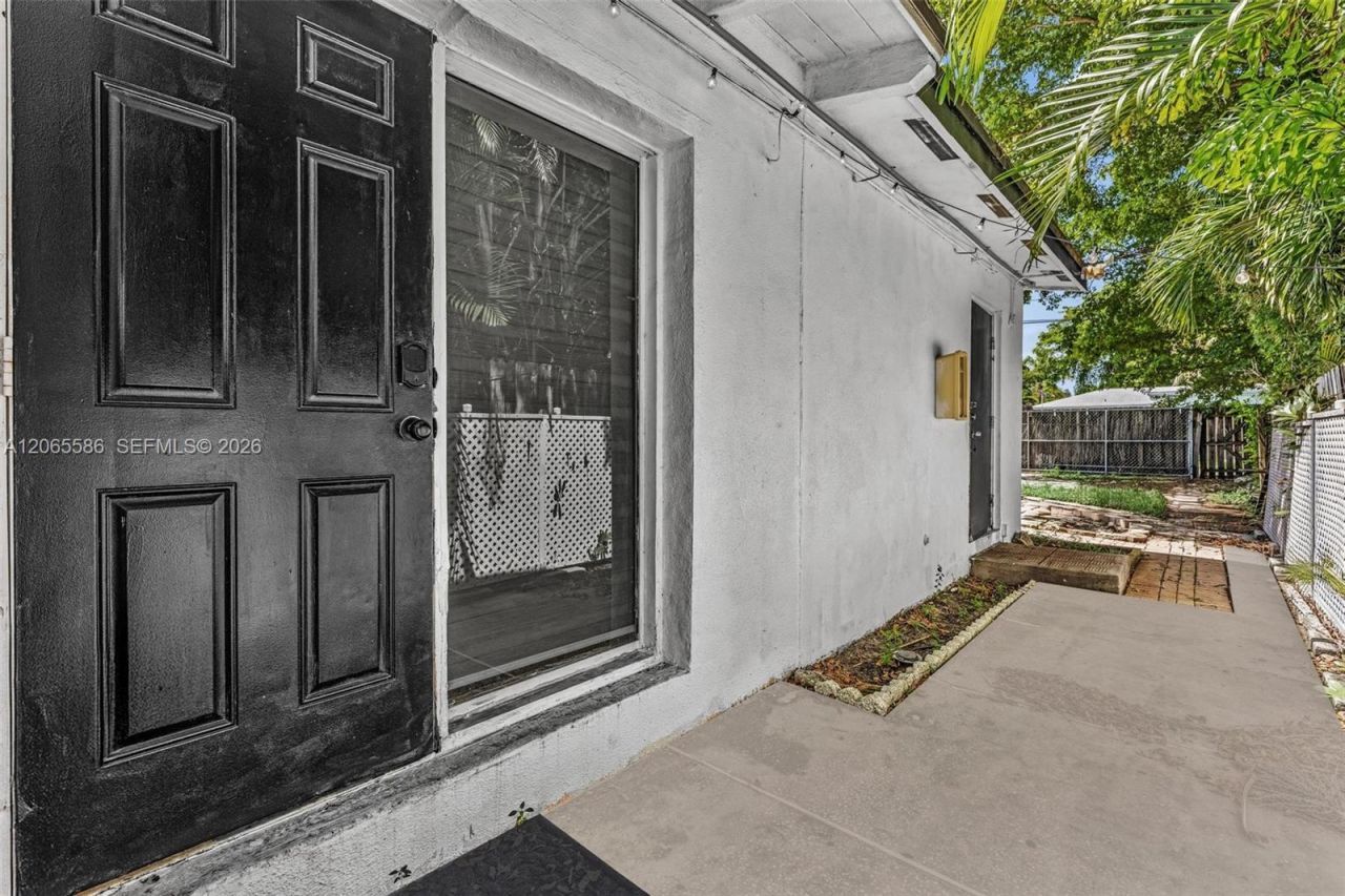 1943 Rodman St , Hollywood, FL 33020 Photo