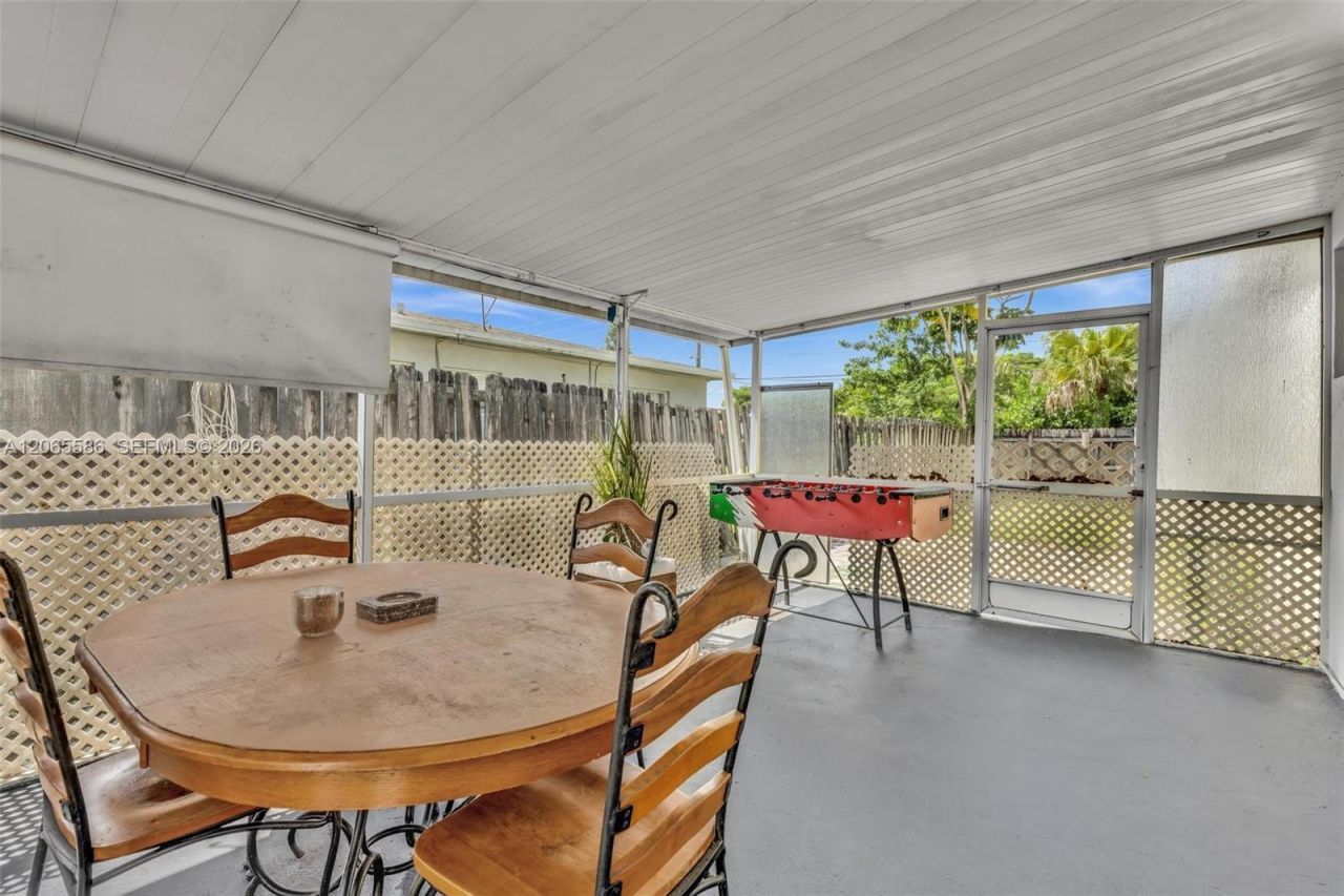 1943 Rodman St , Hollywood, FL 33020 Photo
