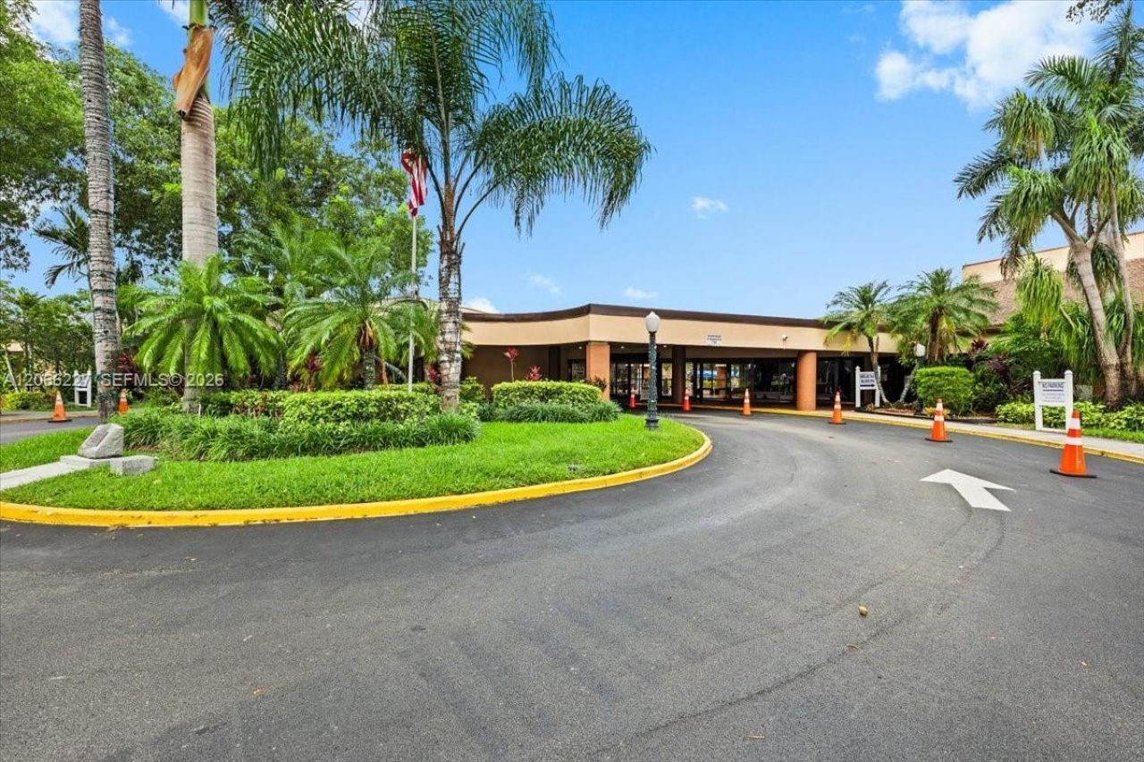 2911 N Pine Island Rd , Unit 311, Sunrise, FL 33322 Photo