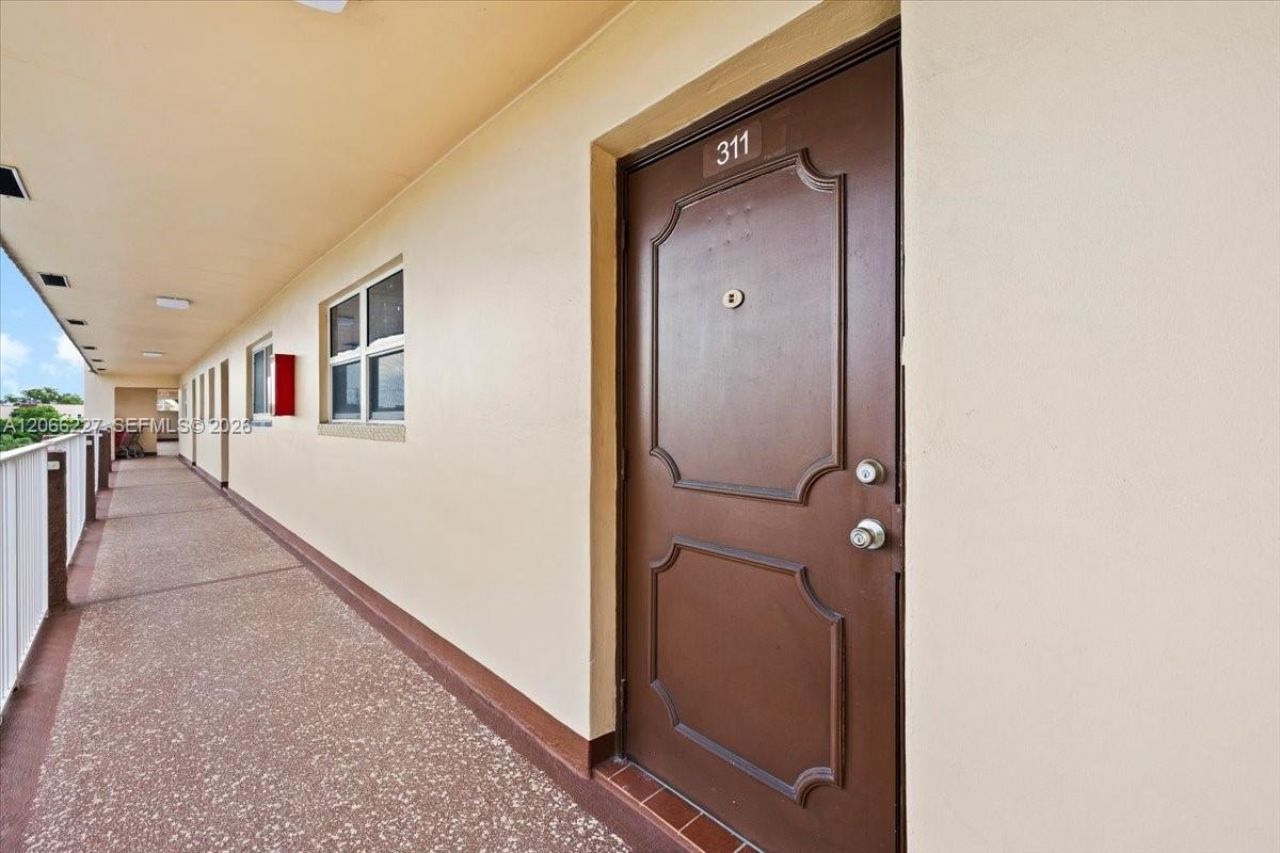 2911 N Pine Island Rd , Unit 311, Sunrise, FL 33322 Photo