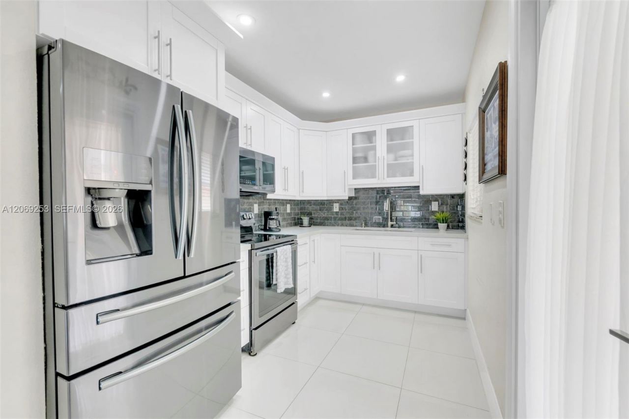 142 W 35th St , Hialeah, FL 33012 Photo