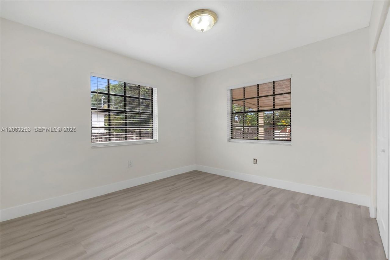 142 W 35th St , Hialeah, FL 33012 Photo