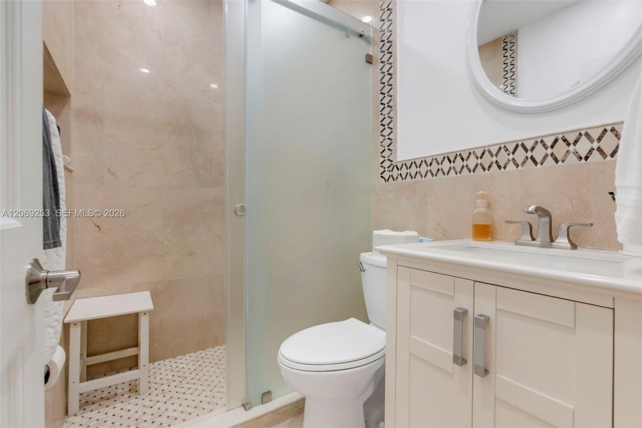 142 W 35th St , Hialeah, FL 33012 Photo