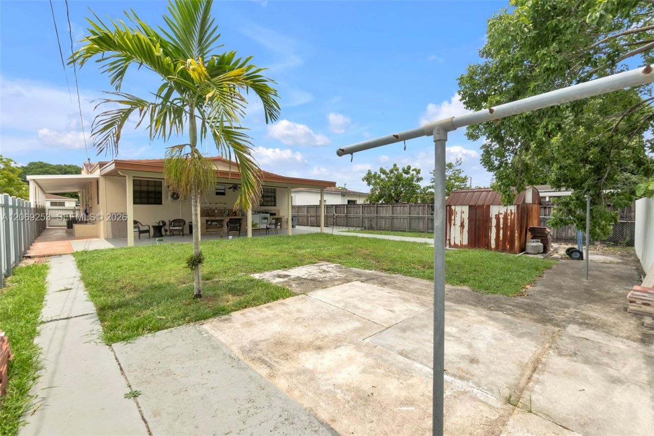 142 W 35th St , Hialeah, FL 33012 Photo