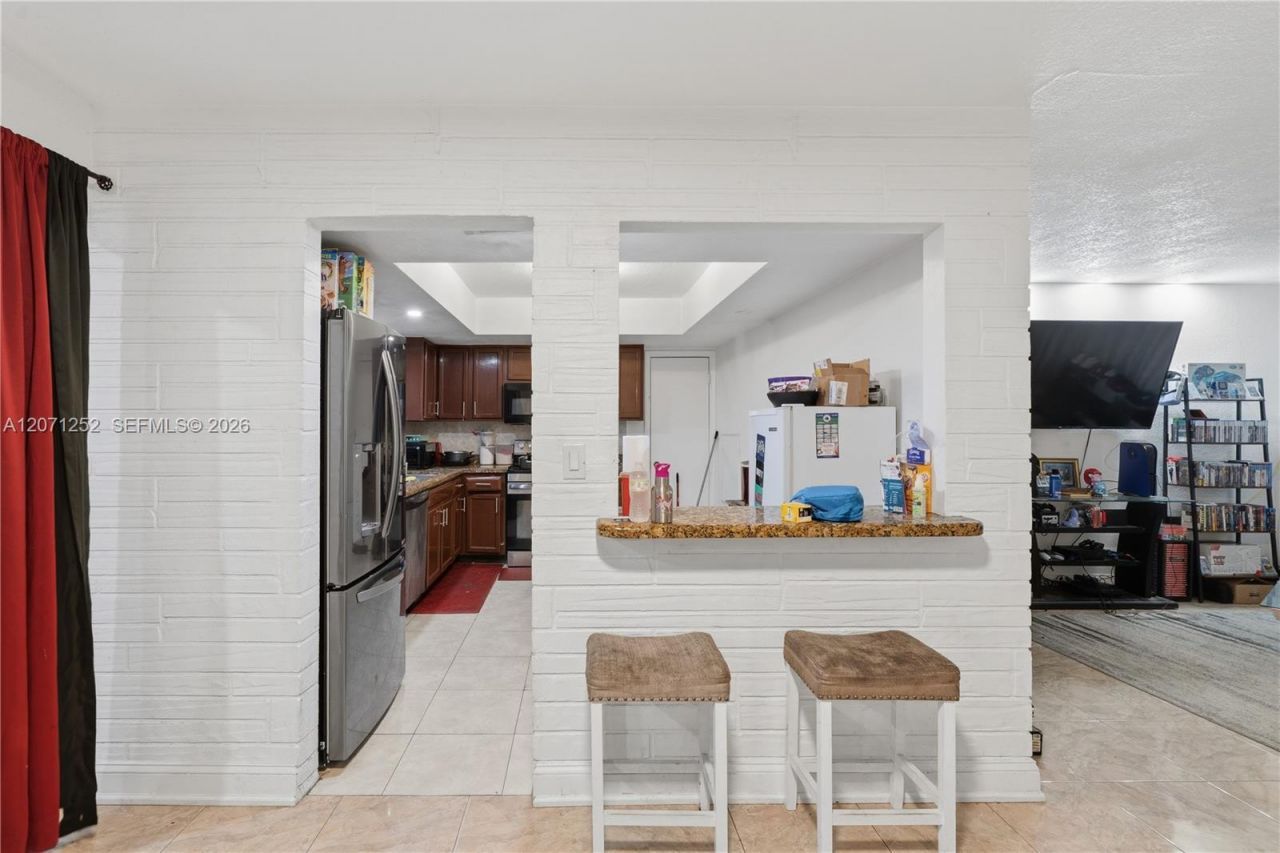 7636 Alhambra Blvd , Miramar, FL 33023 Photo