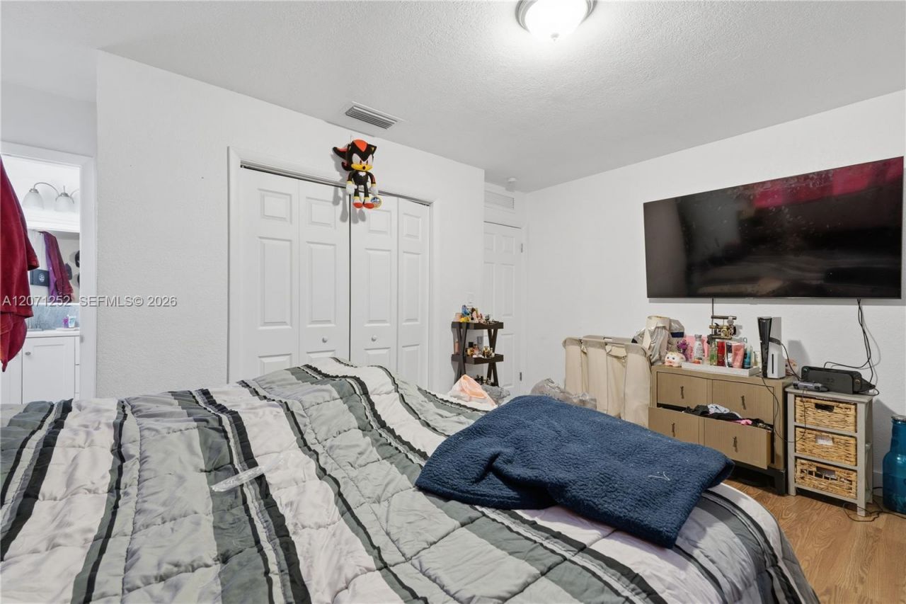 7636 Alhambra Blvd , Miramar, FL 33023 Photo