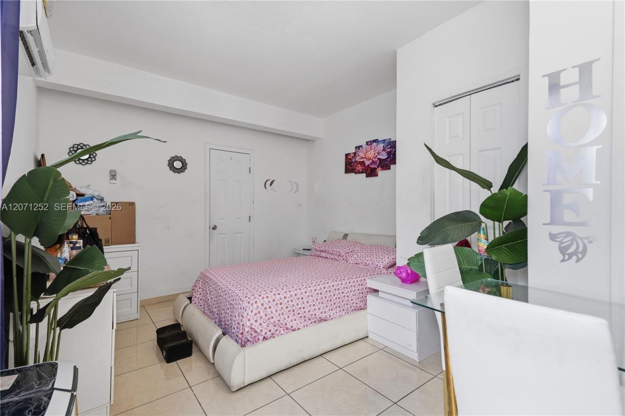 7636 Alhambra Blvd , Miramar, FL 33023 Photo