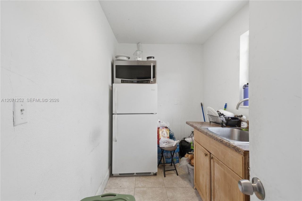 7636 Alhambra Blvd , Miramar, FL 33023 Photo