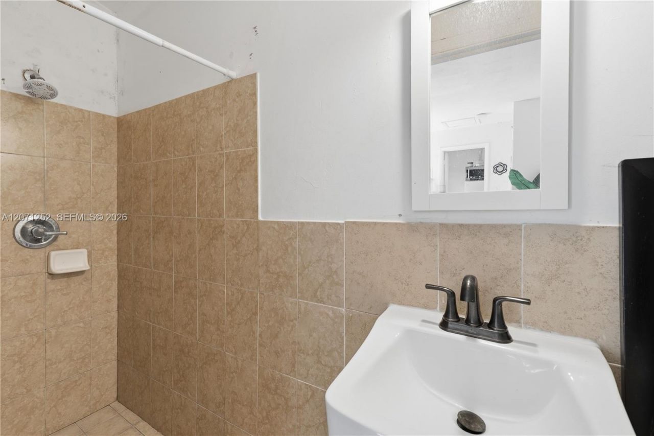 7636 Alhambra Blvd , Miramar, FL 33023 Photo