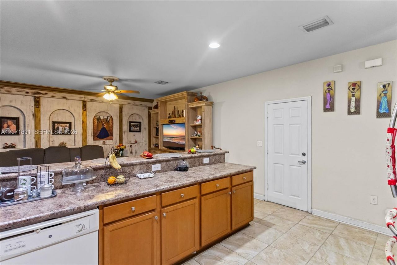 11625 SW 234th St, Homestead, FL 33032 Photo