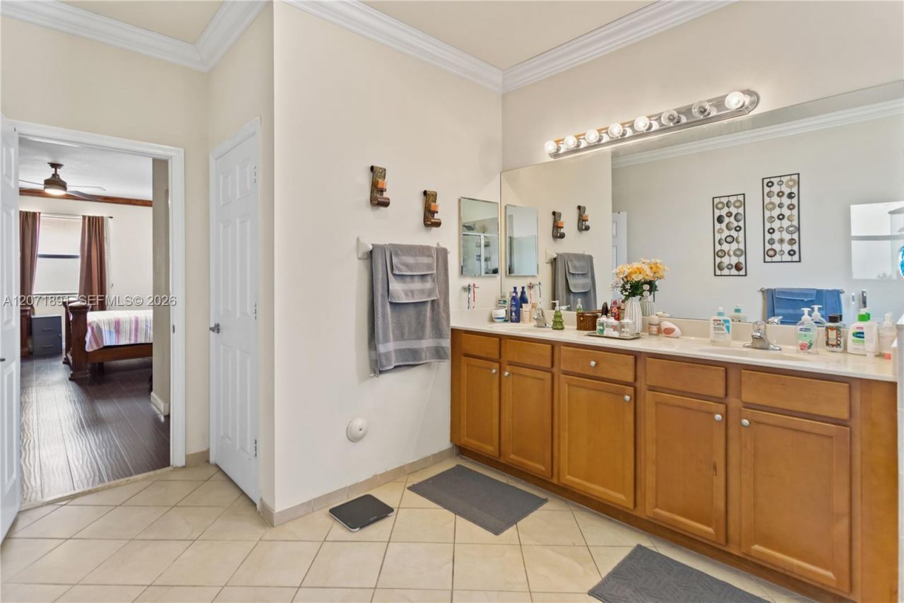 11625 SW 234th St, Homestead, FL 33032 Photo