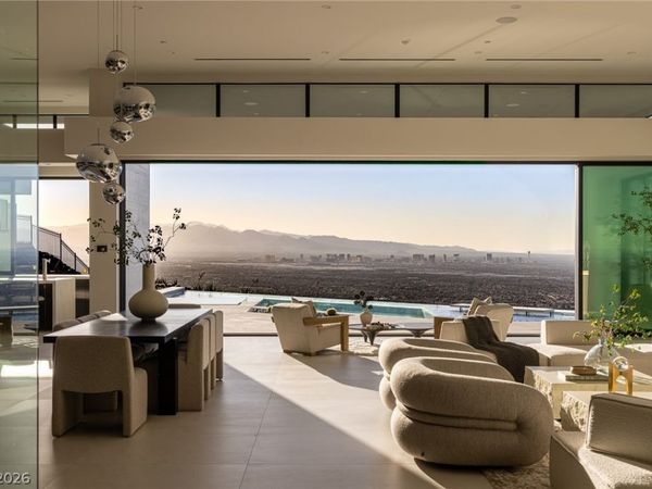 563 Grand Rim Drive , Henderson, NV 89012