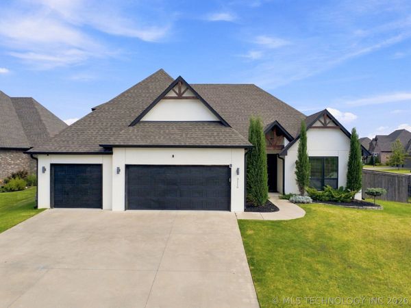 3116 W Van Buren Court S, Broken Arrow, OK 74011