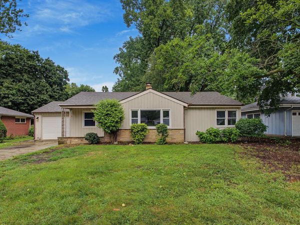 1608 Normandy Drive , Champaign, IL 61821