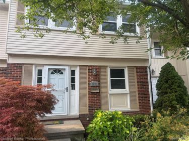 1805 Brentwood Drive , Unit 329, Troy, Mi 48098