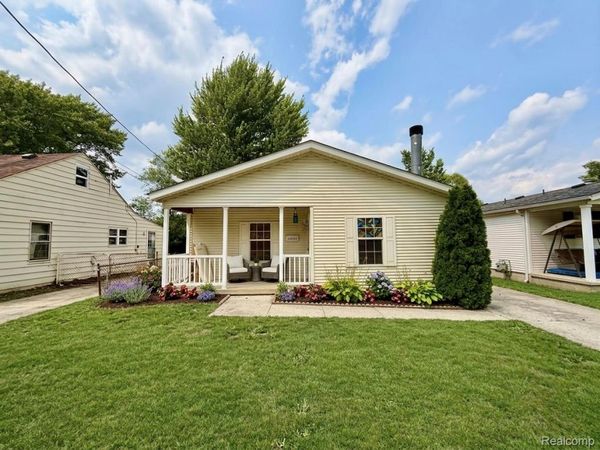 25660 Currier Street , Dearborn Heights, Mi 48125
