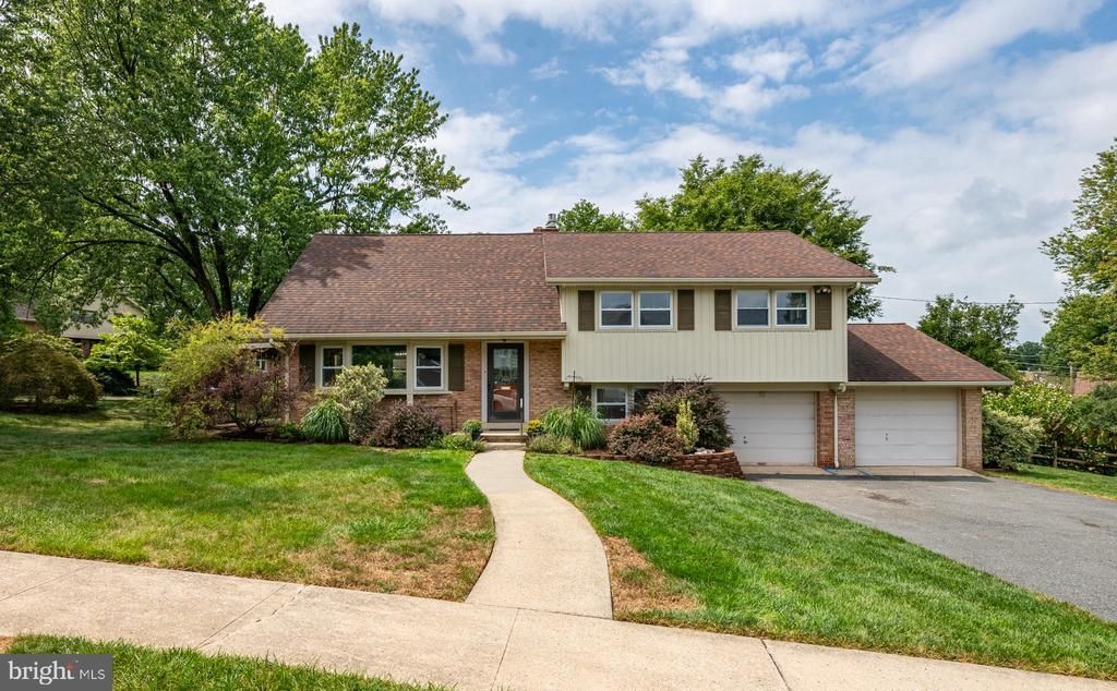 509 Berks Place, Reading, PA 19609 Main Photo