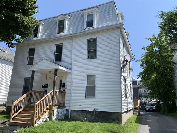 10 Denny St, Worcester, MA 01609