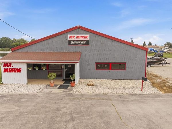 532 WATER STREET, Fond Du Lac, WI 54935