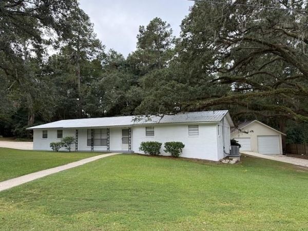 1601 Salmon Dr , Tallahassee, FL 32303