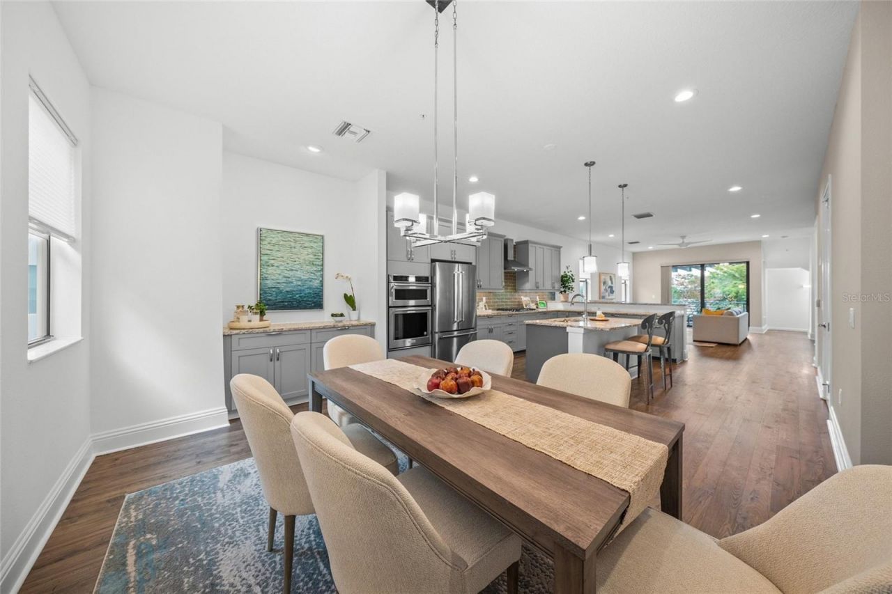 72 N School Avenue, Sarasota, FL 34237 Photo