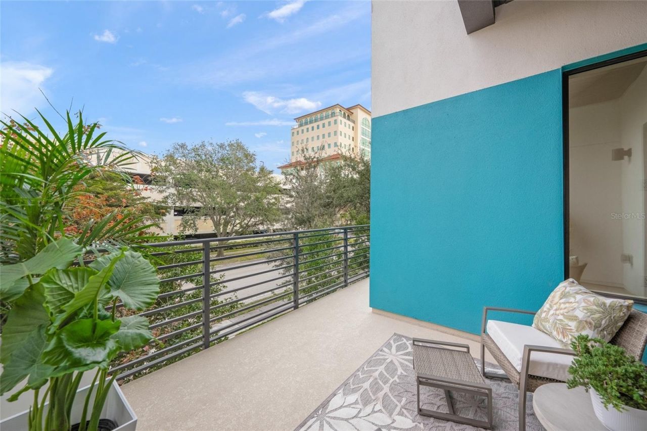 72 N School Avenue, Sarasota, FL 34237 Photo
