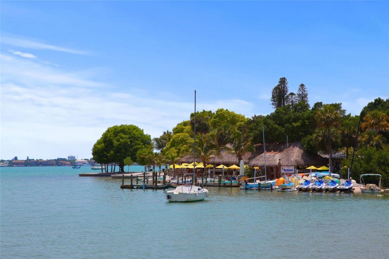 72 N School Avenue, Sarasota, FL 34237 Photo