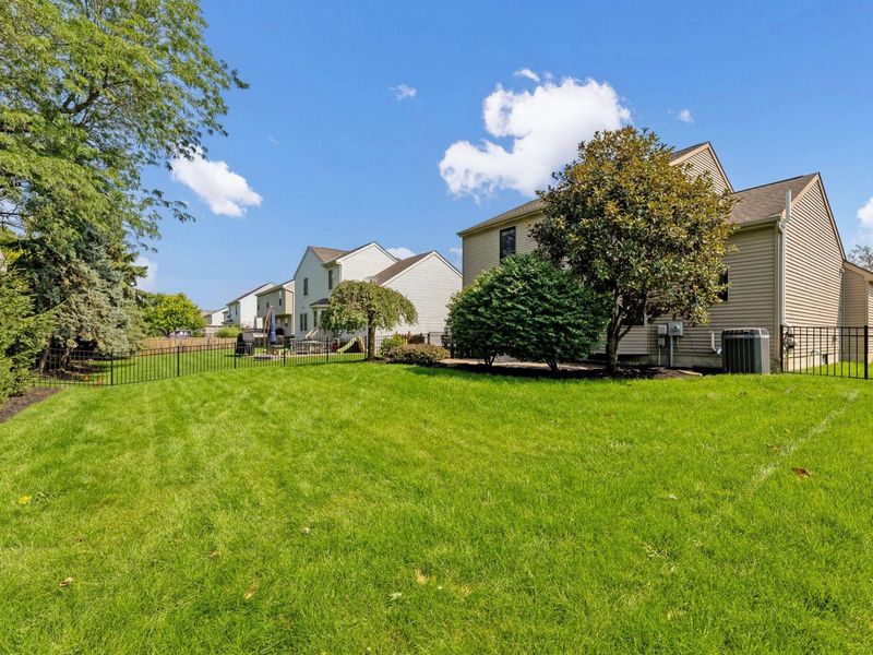 2935 Splitrock Road, Columbus, OH 43221 Photo 32