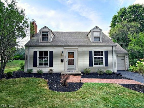 210 Callahan Road , Canfield, OH 44406