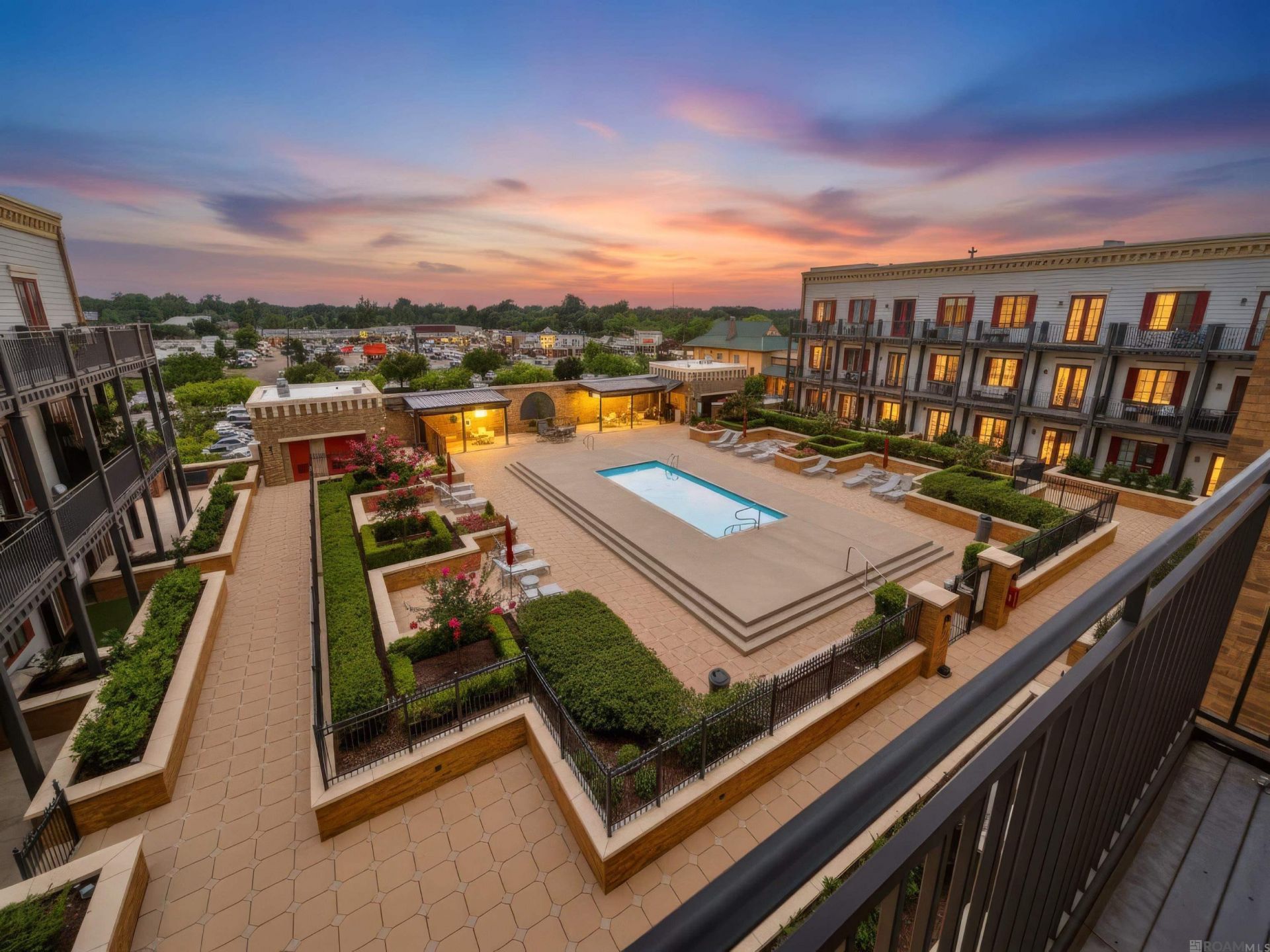 7707 Bluebonnet Blvd, Unit #415, Baton Rouge, LA 70810 Main Photo