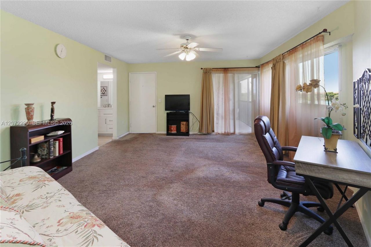 850 SW 138th Ave , Unit 408D, Pembroke Pines, FL 33027 Photo