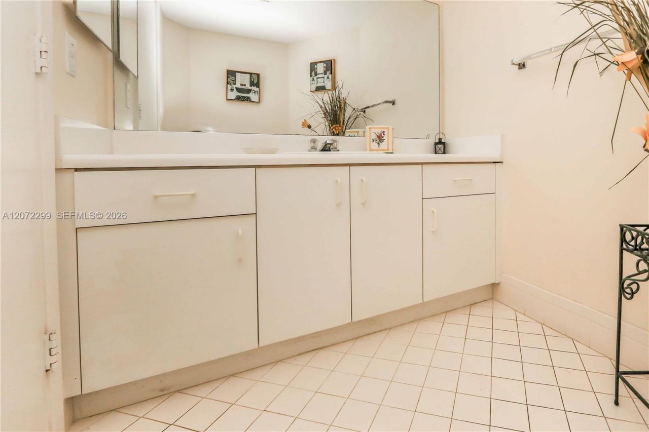 850 SW 138th Ave , Unit 408D, Pembroke Pines, FL 33027 Photo