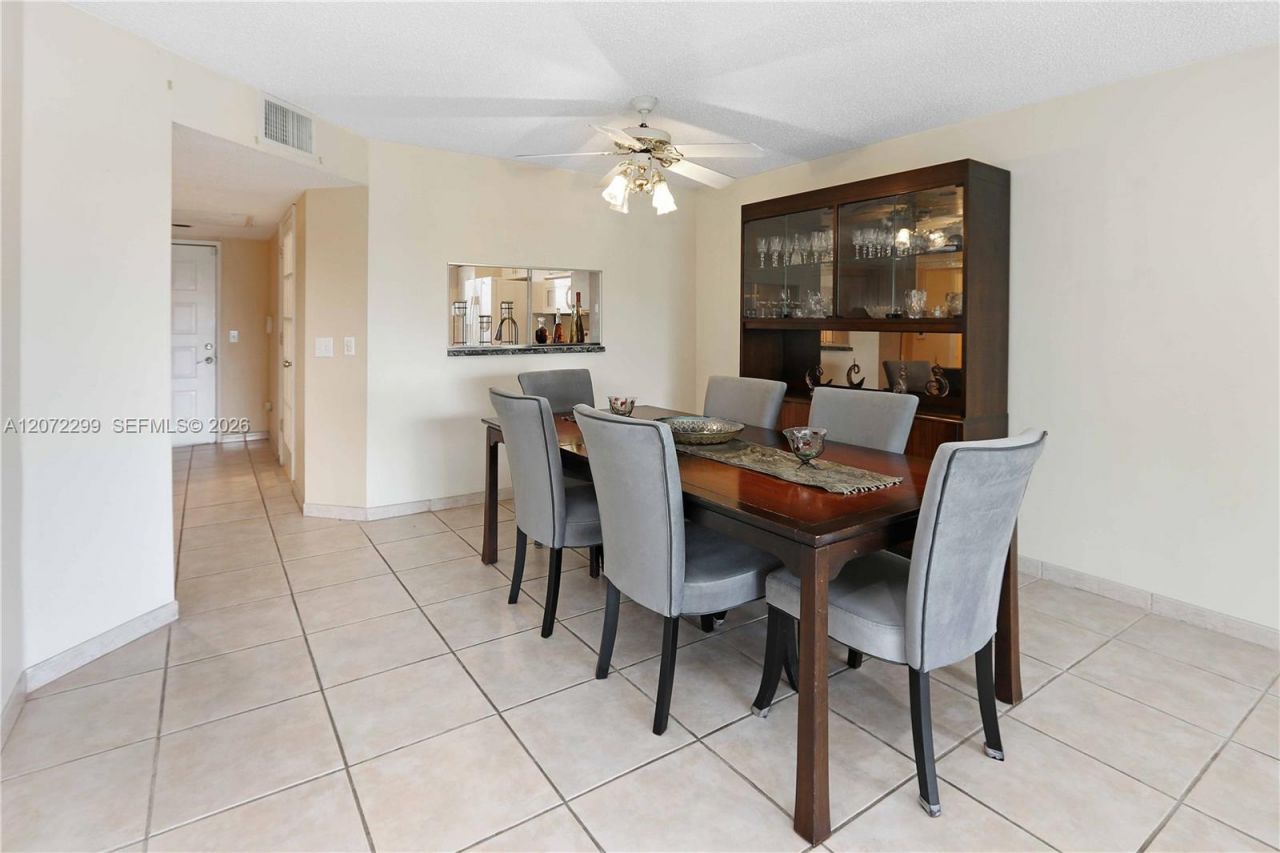850 SW 138th Ave , Unit 408D, Pembroke Pines, FL 33027 Photo