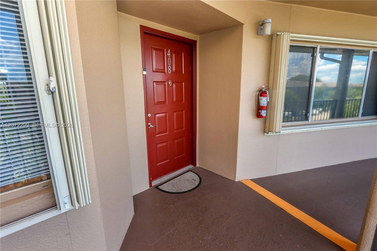 850 SW 138th Ave , Unit 408D, Pembroke Pines, FL 33027 Photo