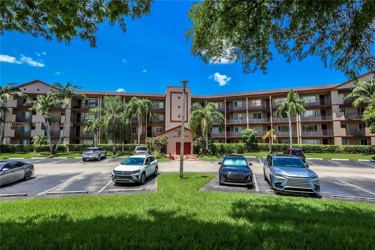 850 SW 138th Ave , Unit 408D, Pembroke Pines, FL 33027 Photo